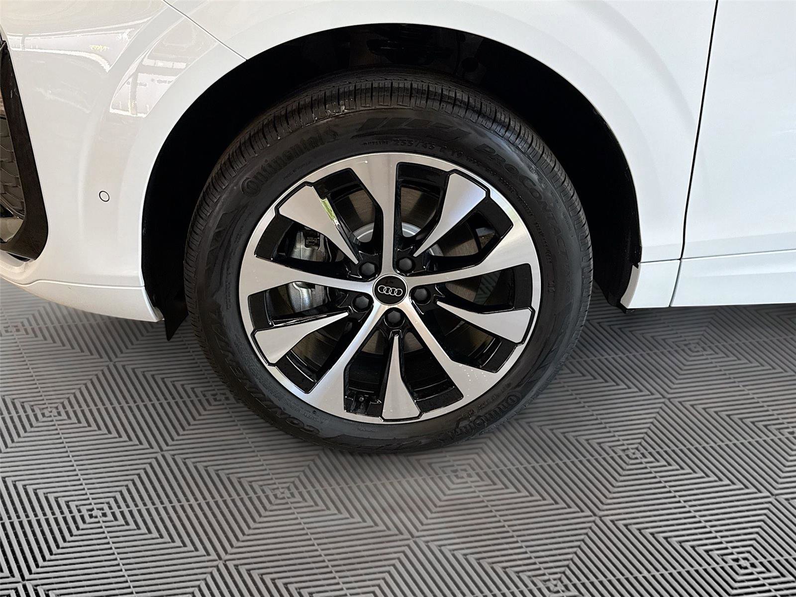 New 2026 Audi Q3 quattro 2.0T image 32