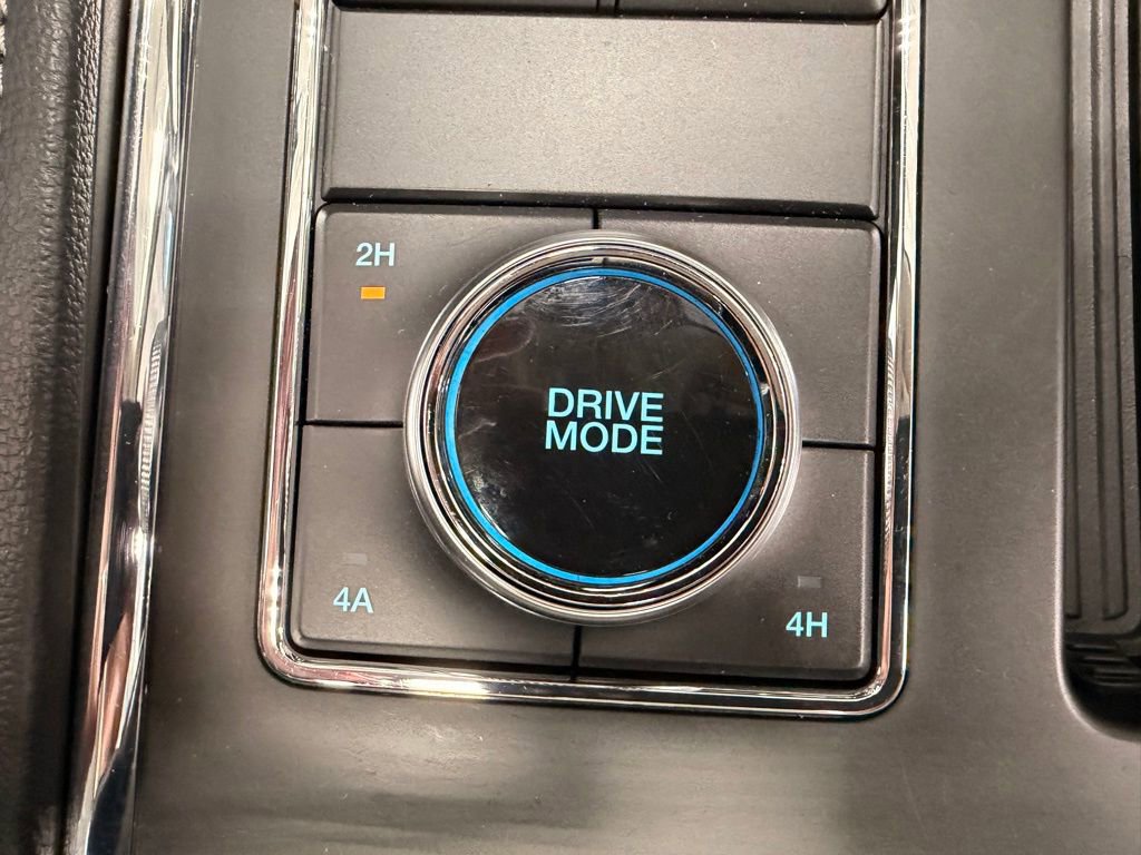 Used 2023 Ford Expedition XLT image 40