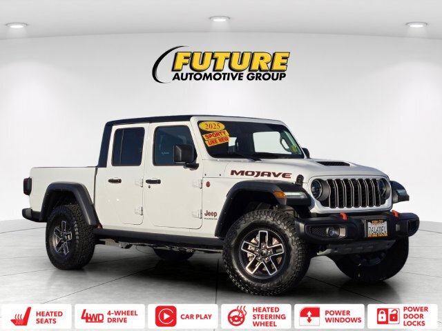 Used 2025 Jeep Gladiator Mojave w/ Convenience Group