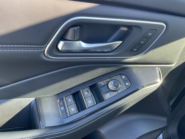 New 2026 Nissan Rogue Platinum AWD/4WD image 12