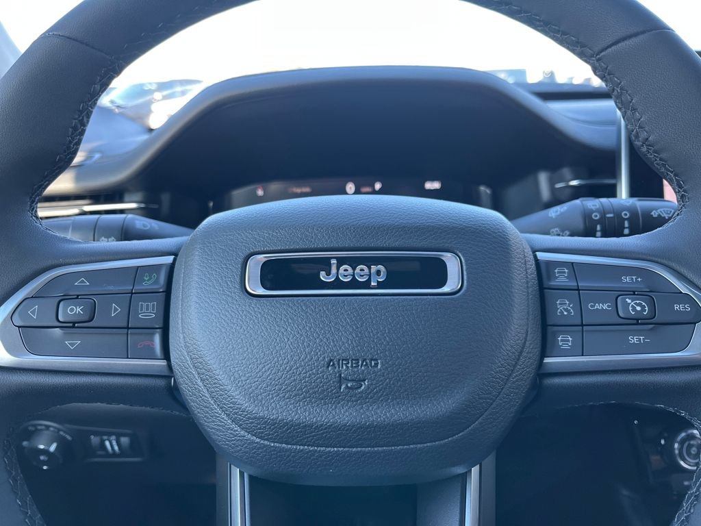 New 2025 Jeep Compass Limited w/ Elite Group AWD/4WD image 6