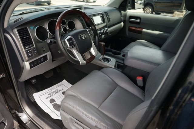 Used 2015 Toyota Sequoia Platinum AWD/4WD image 8