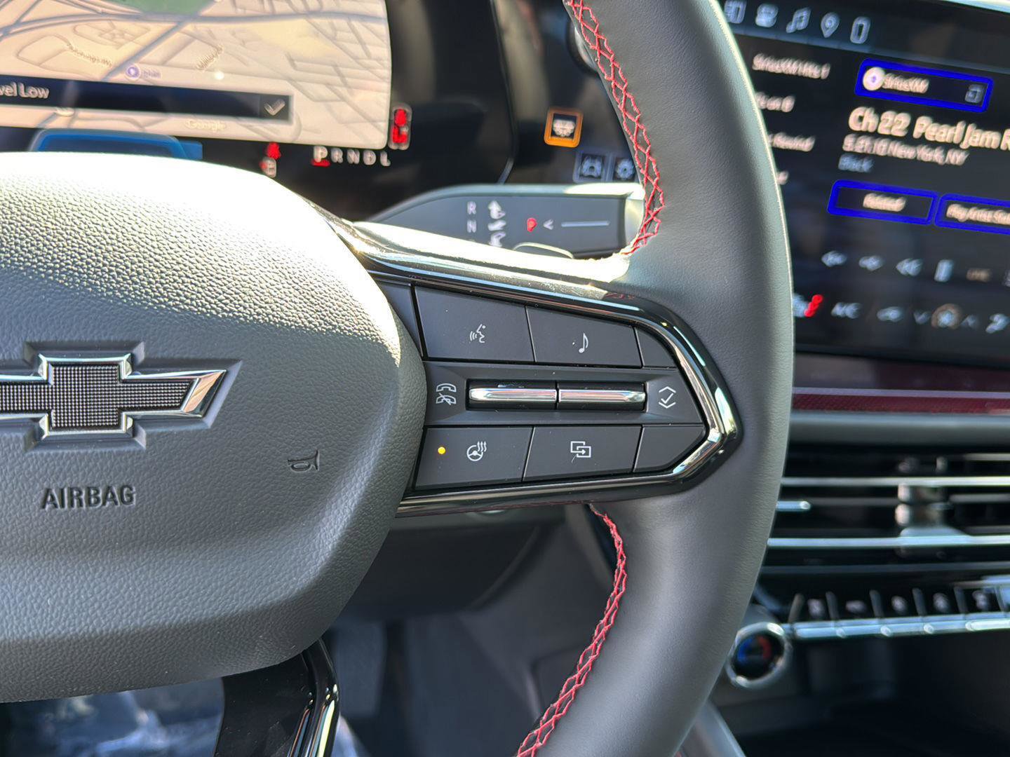 New 2026 Chevrolet Traverse RS image 19