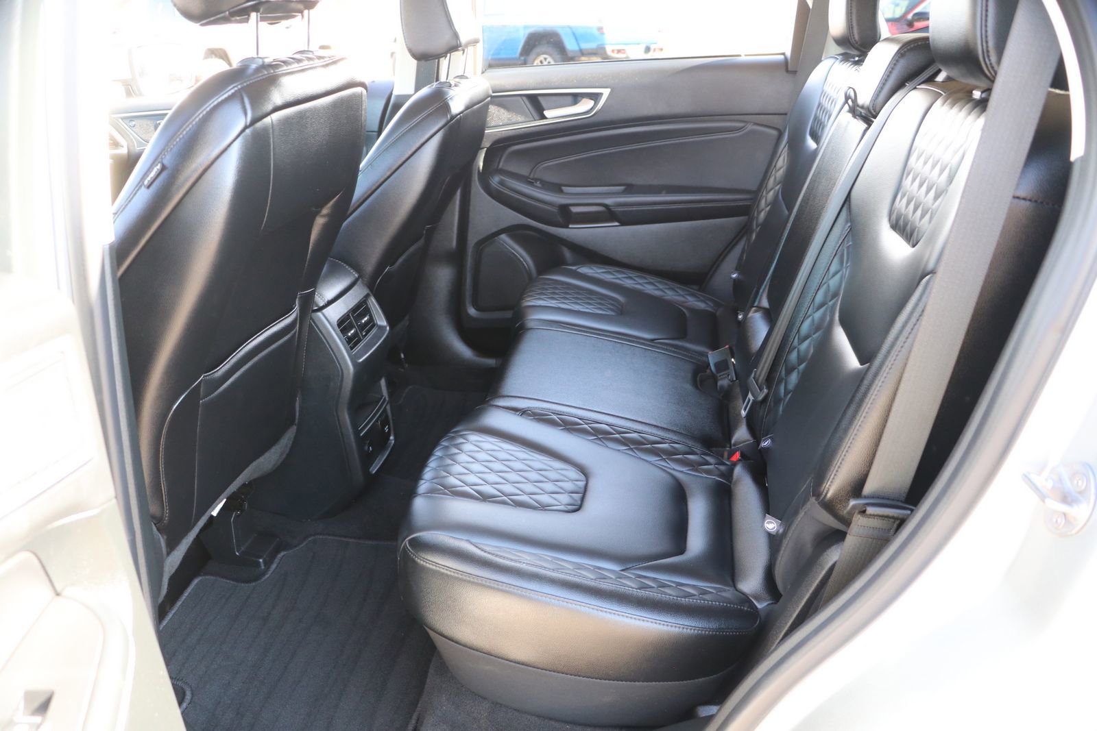 Used 2024 Ford Edge Titanium image 28