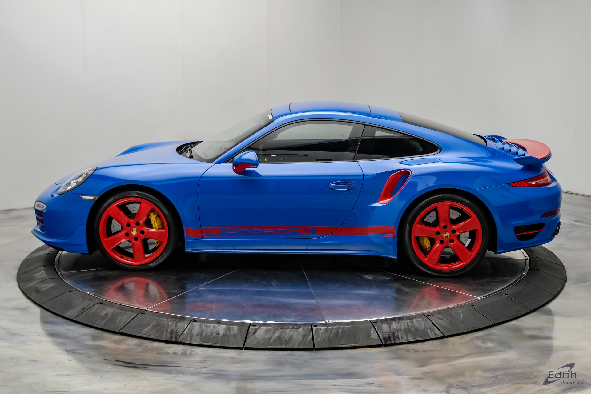 Used 2016 Porsche 911 Turbo S AWD/4WD image 9