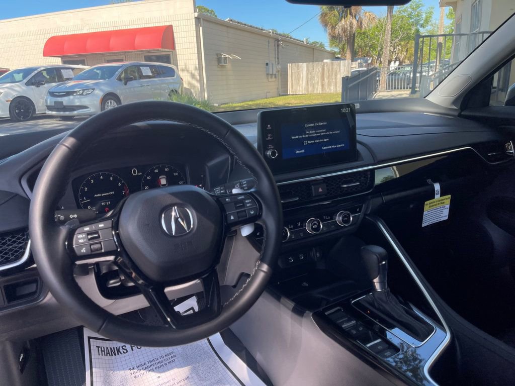 Used 2025 Acura ADX FWD image 13