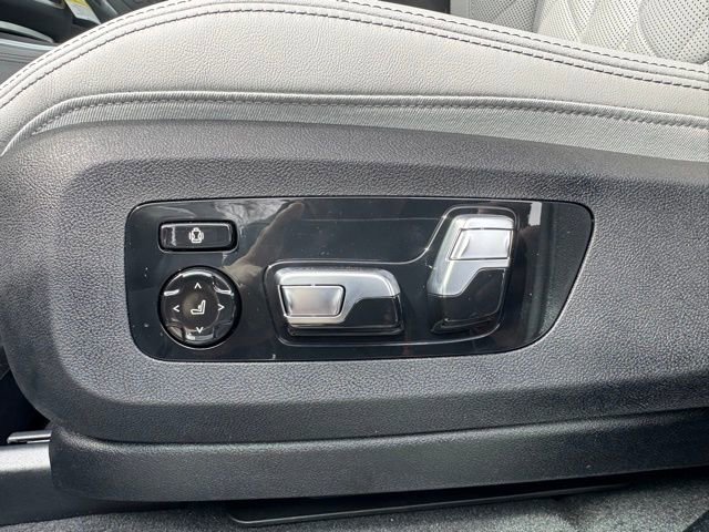 New 2026 BMW X5 xDrive40i AWD/4WD image 13