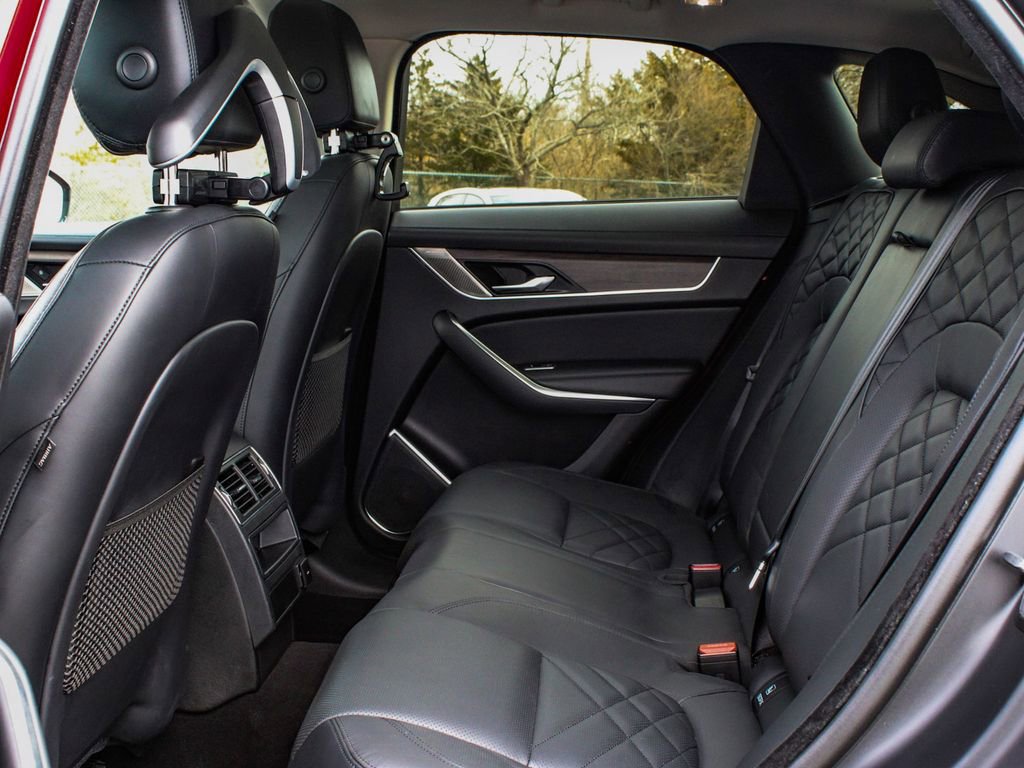Used 2021 Jaguar F-PACE S AWD/4WD image 34