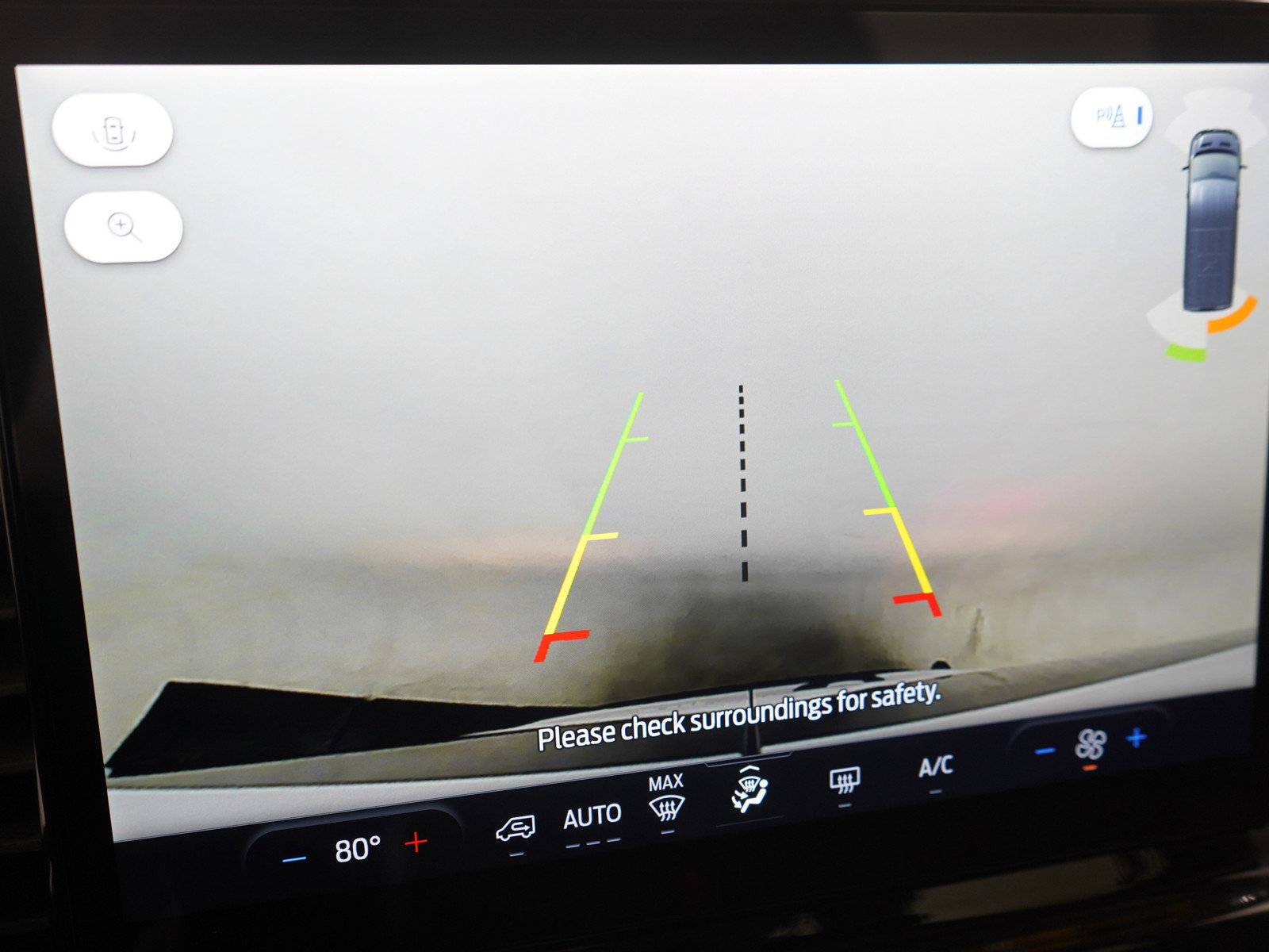 Used 2024 Ford Transit 350 XLT image 27