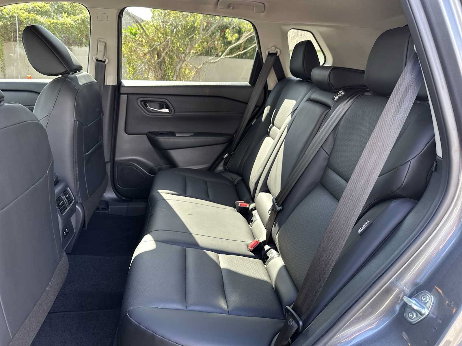 Used 2026 Nissan Rogue Dark Armor FWD image 18