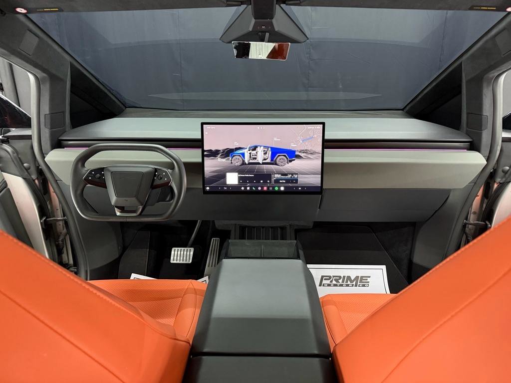 Used 2024 Tesla Cybertruck AWD Crew Cab image 35