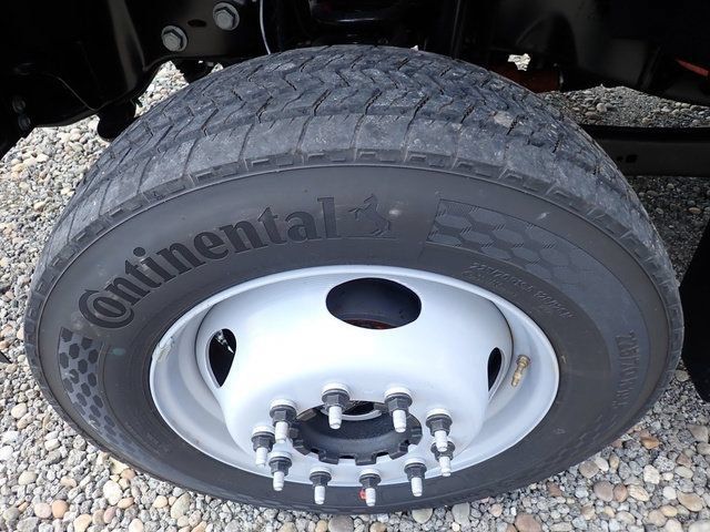 New 2026 Ford F550 4x4 Regular Cab Super Duty image 11