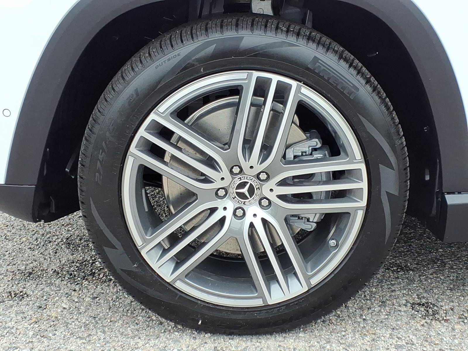 New 2026 Mercedes-Benz GLS 450 4MATIC image 11