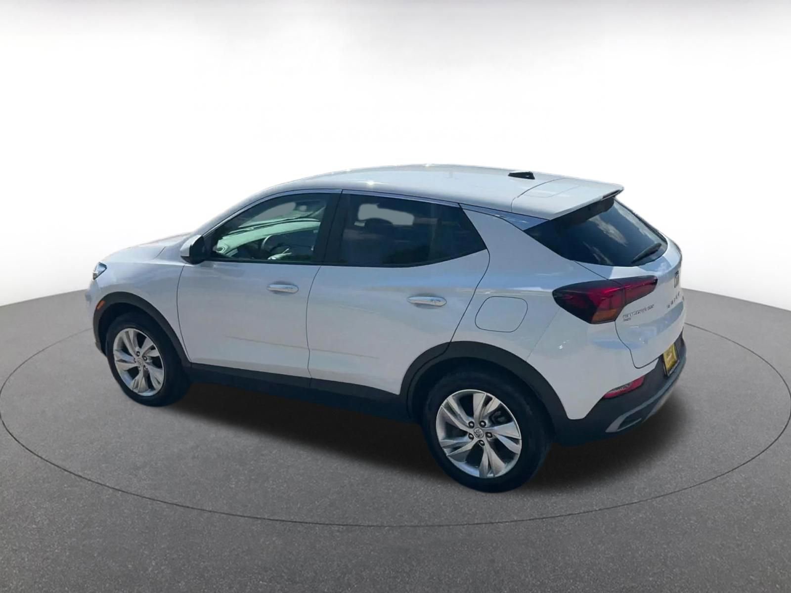 Used 2025 Buick Encore GX Preferred AWD/4WD image 10