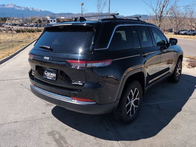 Used 2024 Jeep Grand Cherokee Limited w/ Luxury Tech Group II image 9