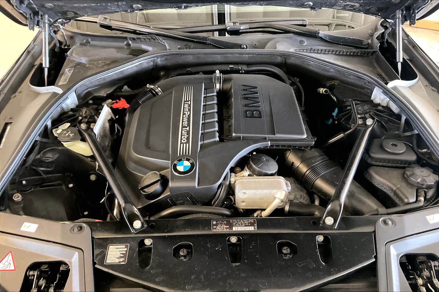 Used 2012 BMW 535i xDrive Sedan AWD/4WD image 27