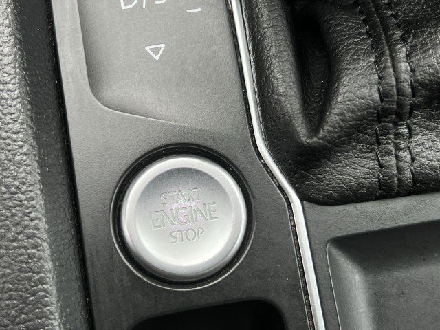 Used 2021 Volkswagen Atlas SE w/ Panoramic Sunroof Package image 16