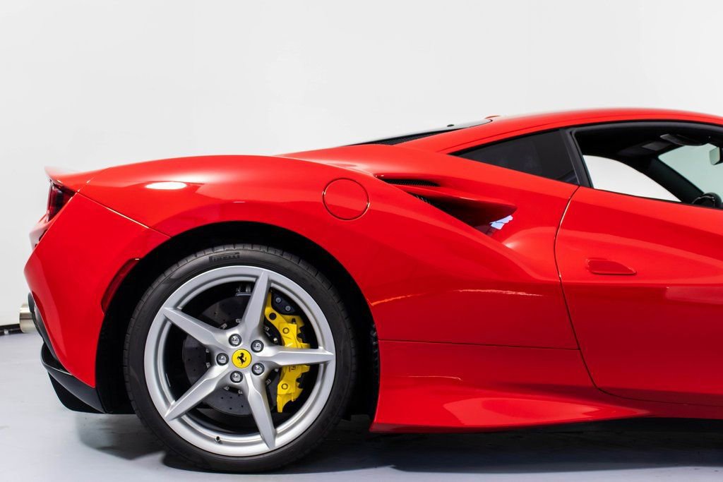 Certified 2022 Ferrari F8 Tributo image 18