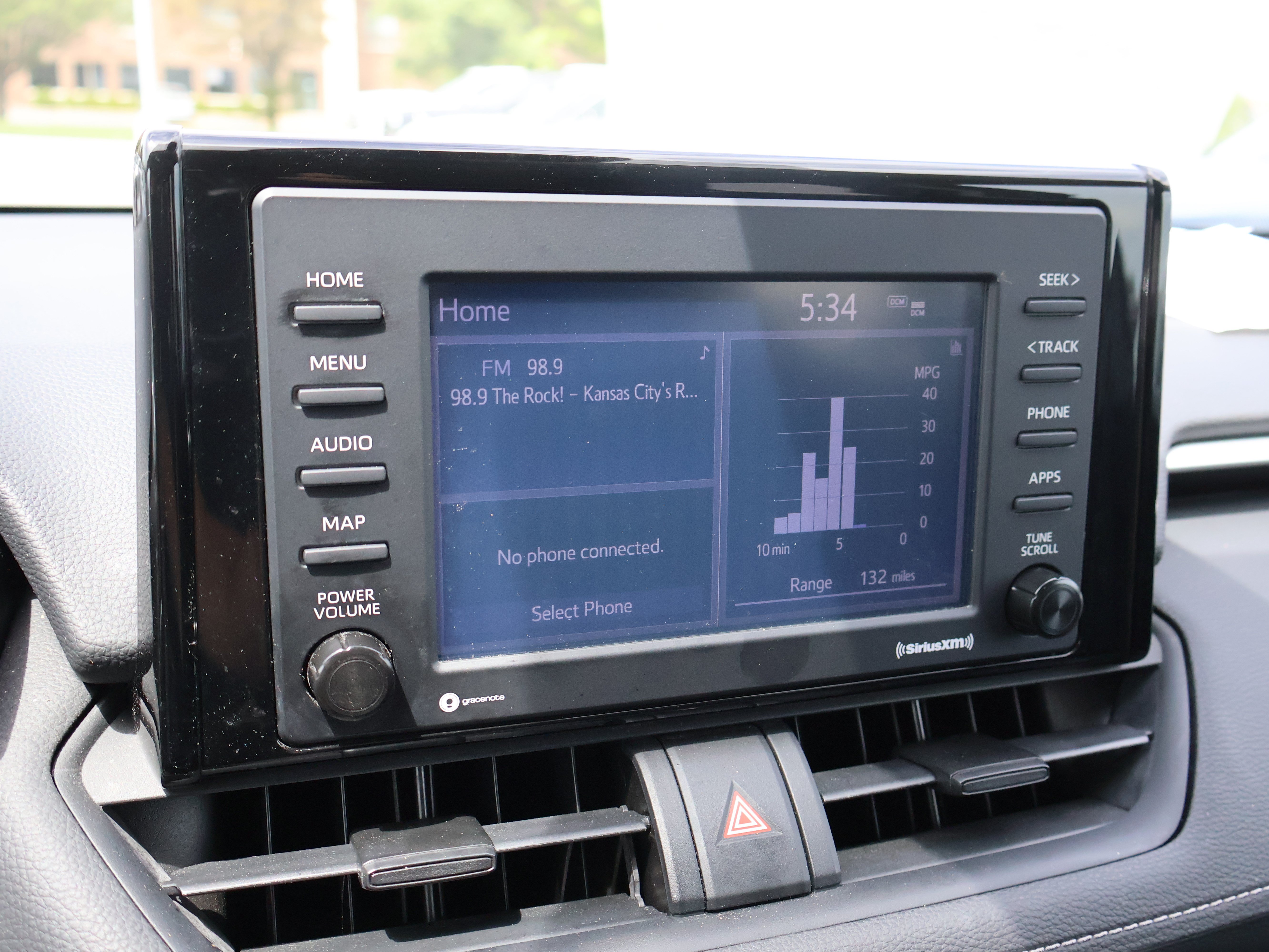 Used 2020 Toyota RAV4 LE AWD/4WD image 20