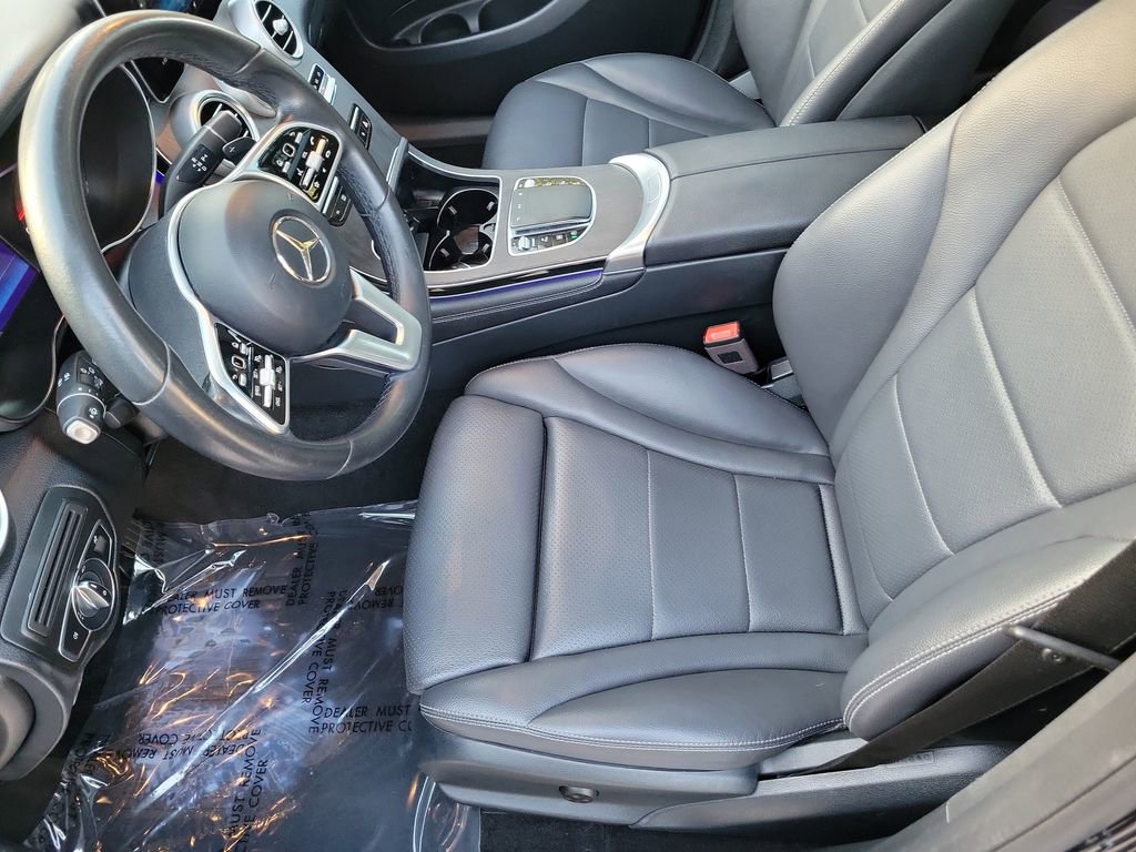 Used 2021 Mercedes-Benz GLC 300 w/ Premium Package image 17