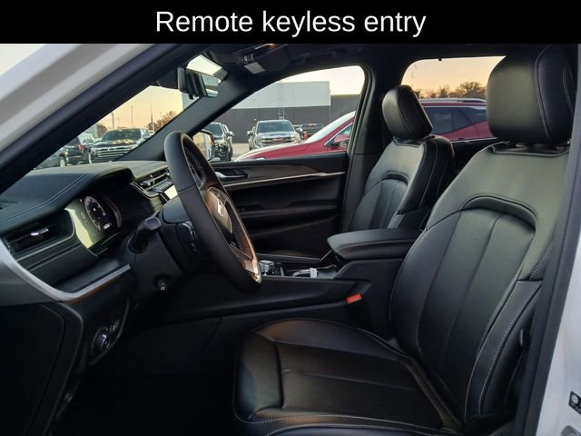 New 2025 Jeep Grand Cherokee Limited image 11