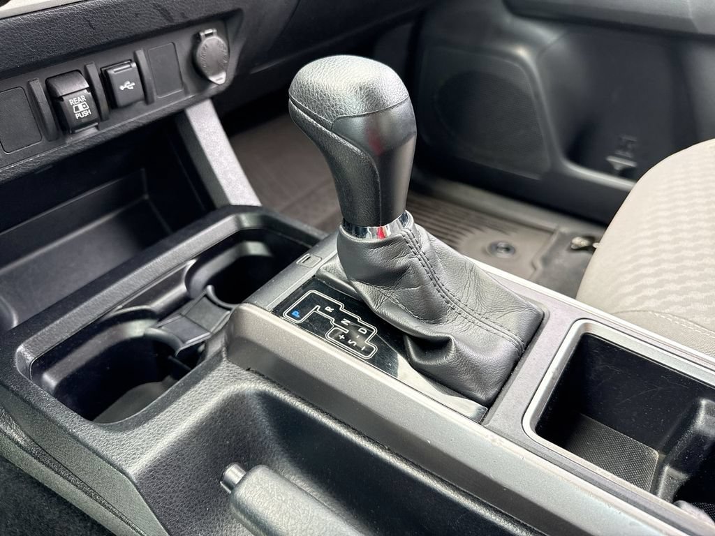 Used 2023 Toyota Tacoma SR5 RWD image 20