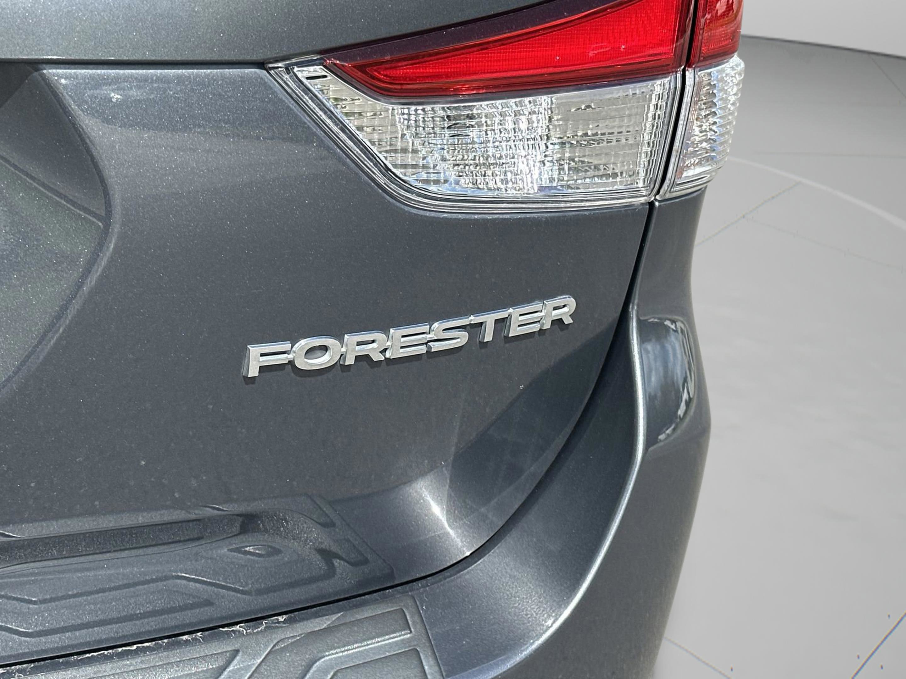 Used 2020 Subaru Forester w/ Alloy Wheel Package image 24