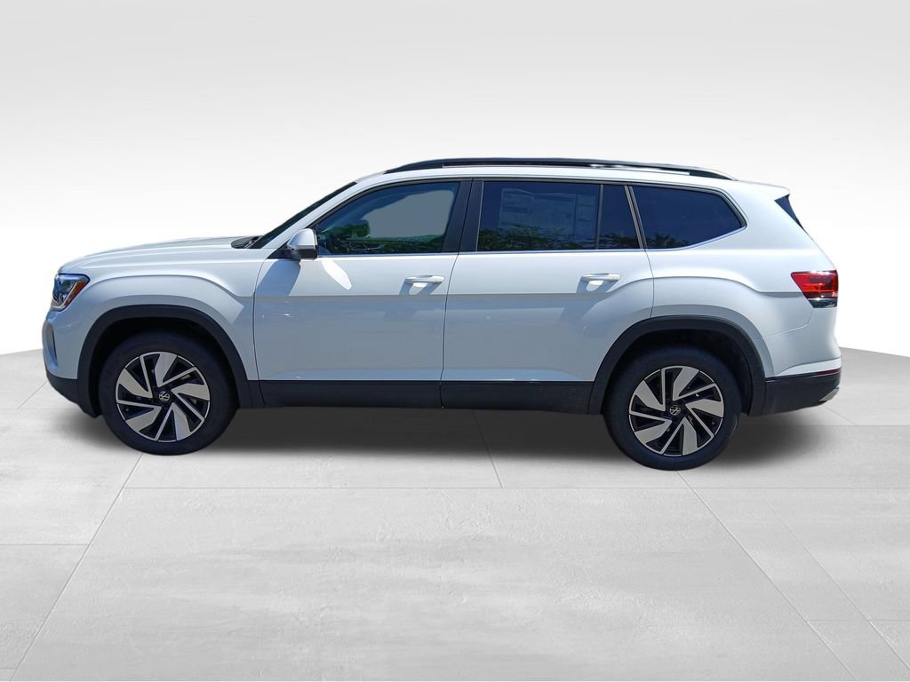 New 2026 Volkswagen Atlas SE FWD image 2