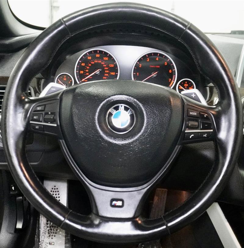 Used 2012 BMW 650i xDrive Convertible image 11
