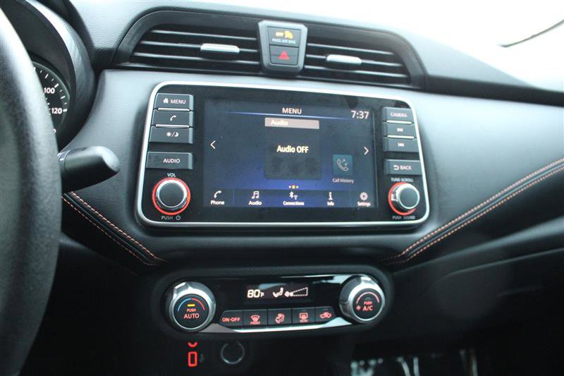 Used 2022 Nissan Versa SR FWD image 16