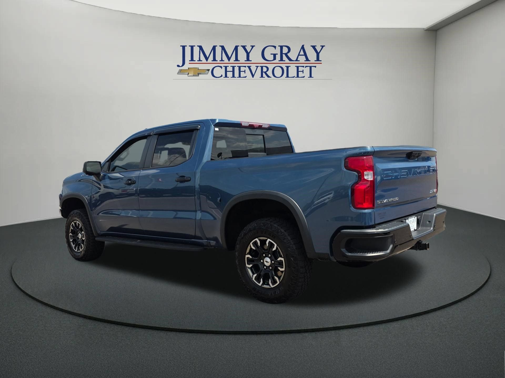 Used 2024 Chevrolet Silverado 1500 ZR2 w/ Technology Package AWD/4WD image 3