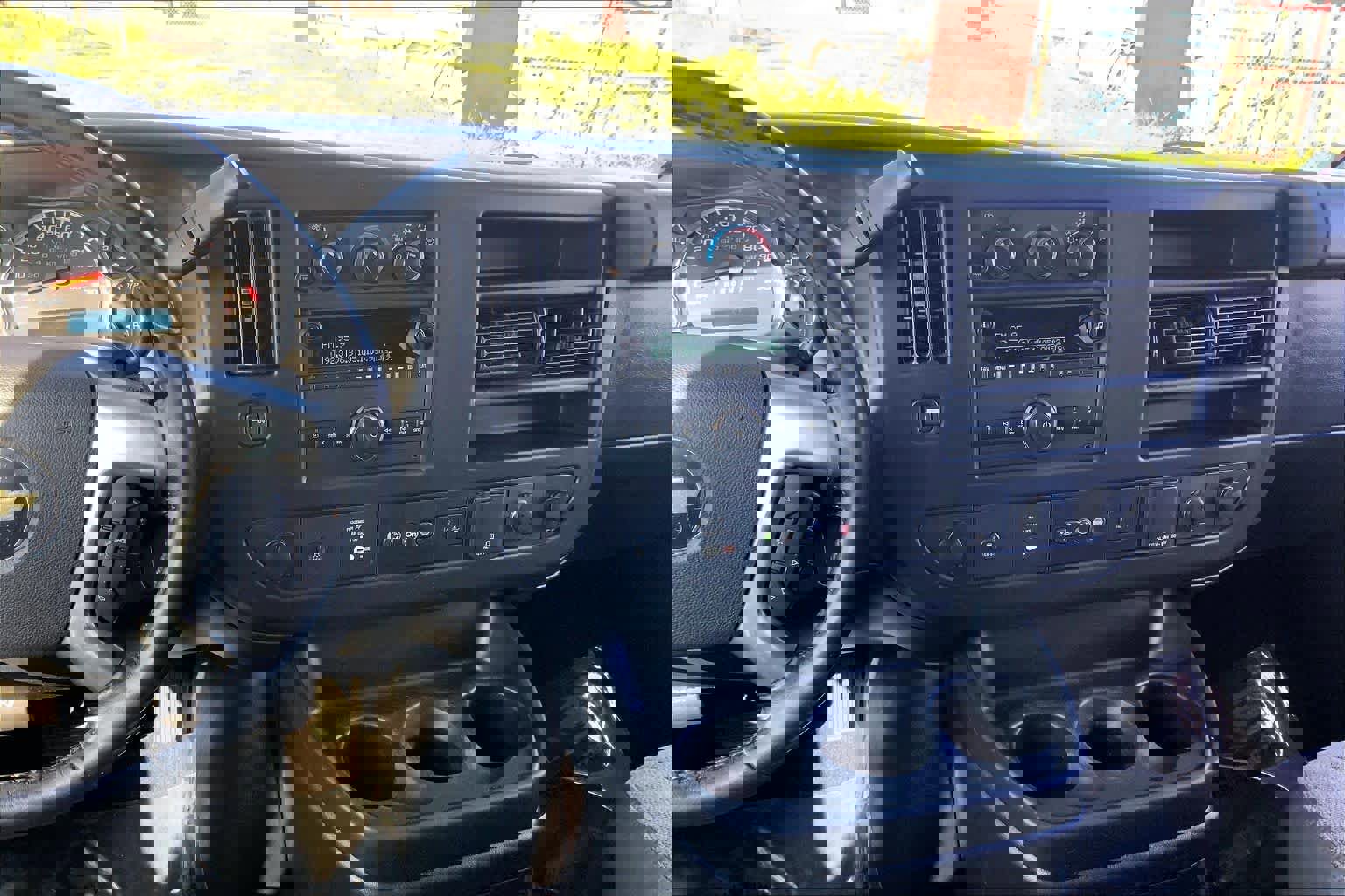 Used 2019 Chevrolet Express 3500 LT w/ LT Preferred Equipment Group image 23