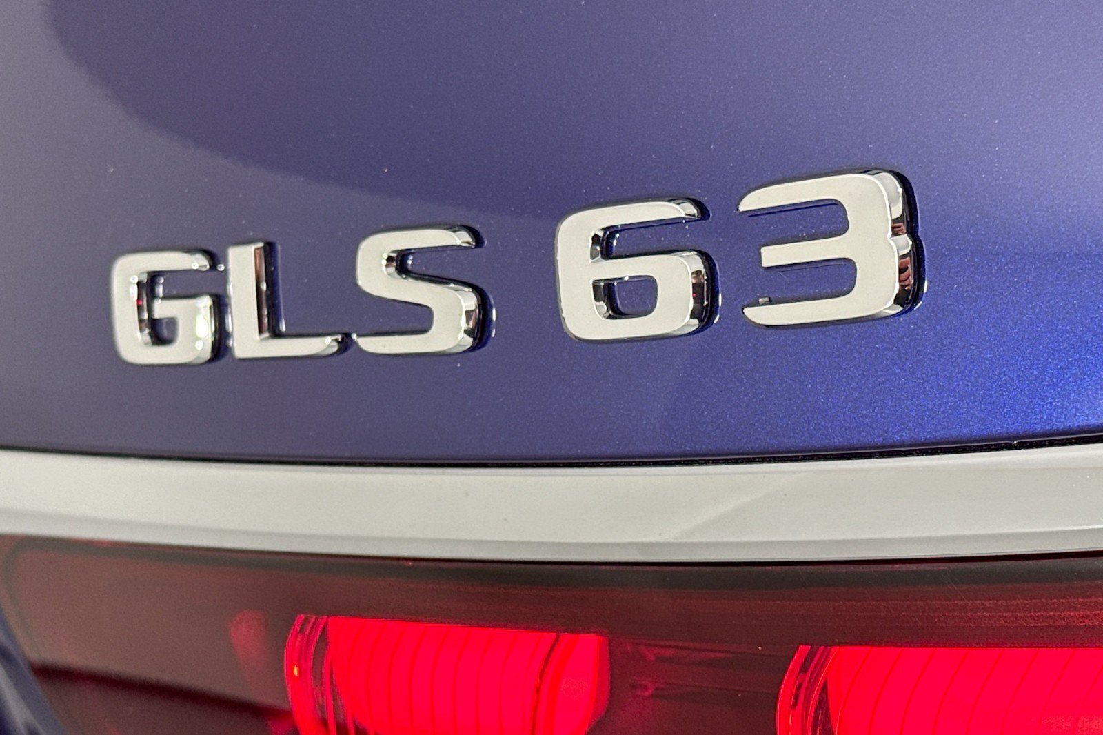 New 2026 Mercedes-Benz GLS 63 AMG 4MATIC image 9