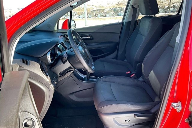 Used 2018 Chevrolet Trax LT image 21