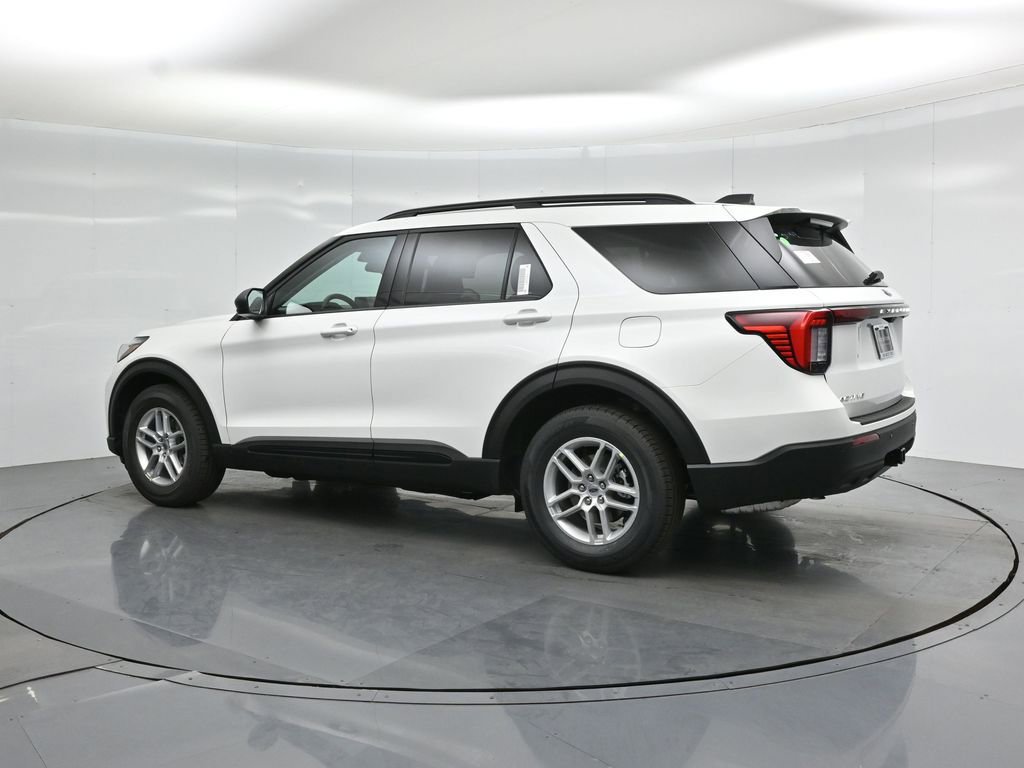 New 2026 Ford Explorer Active RWD image 6