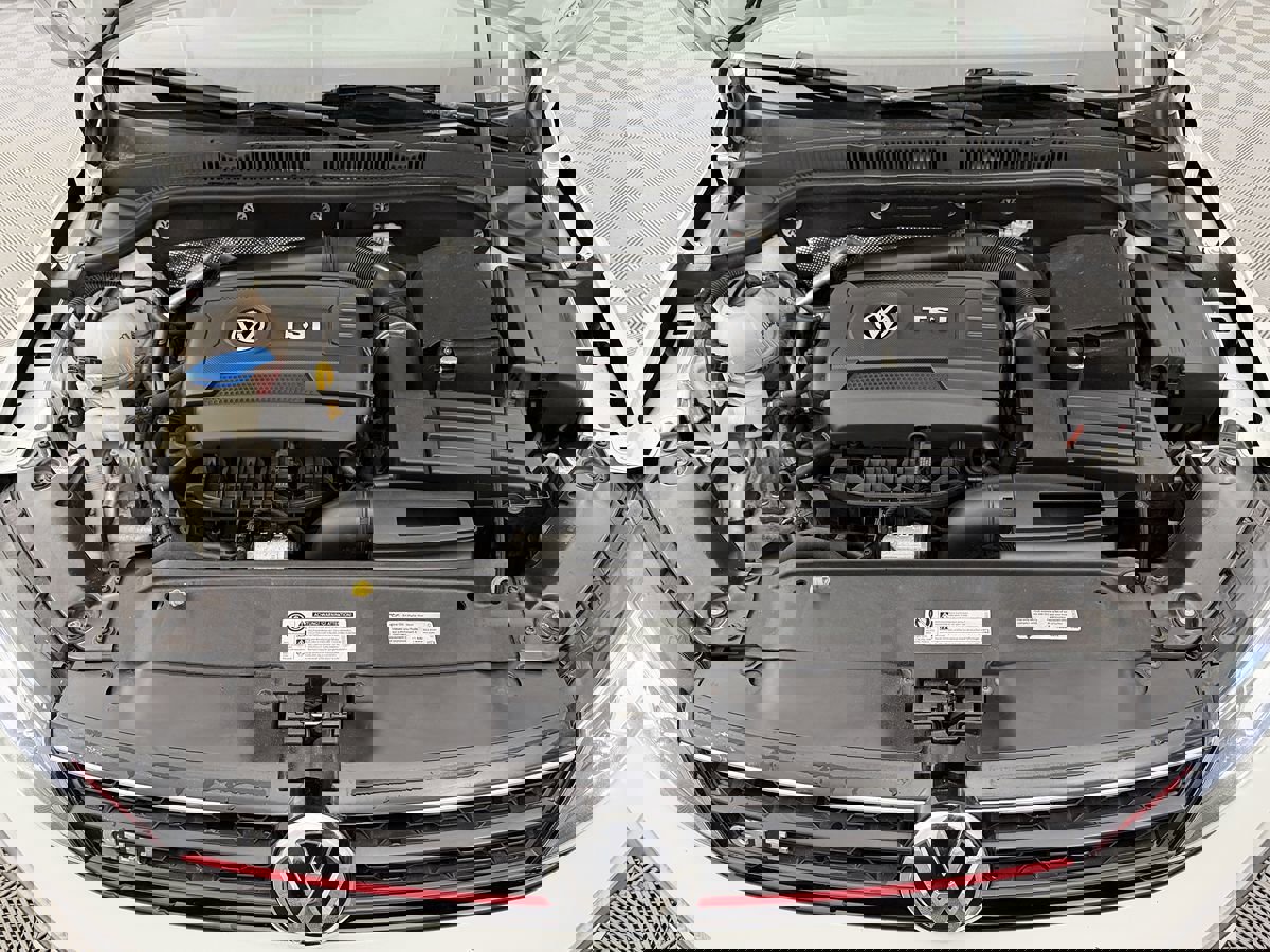 Used 2016 Volkswagen Jetta GLI SEL image 26