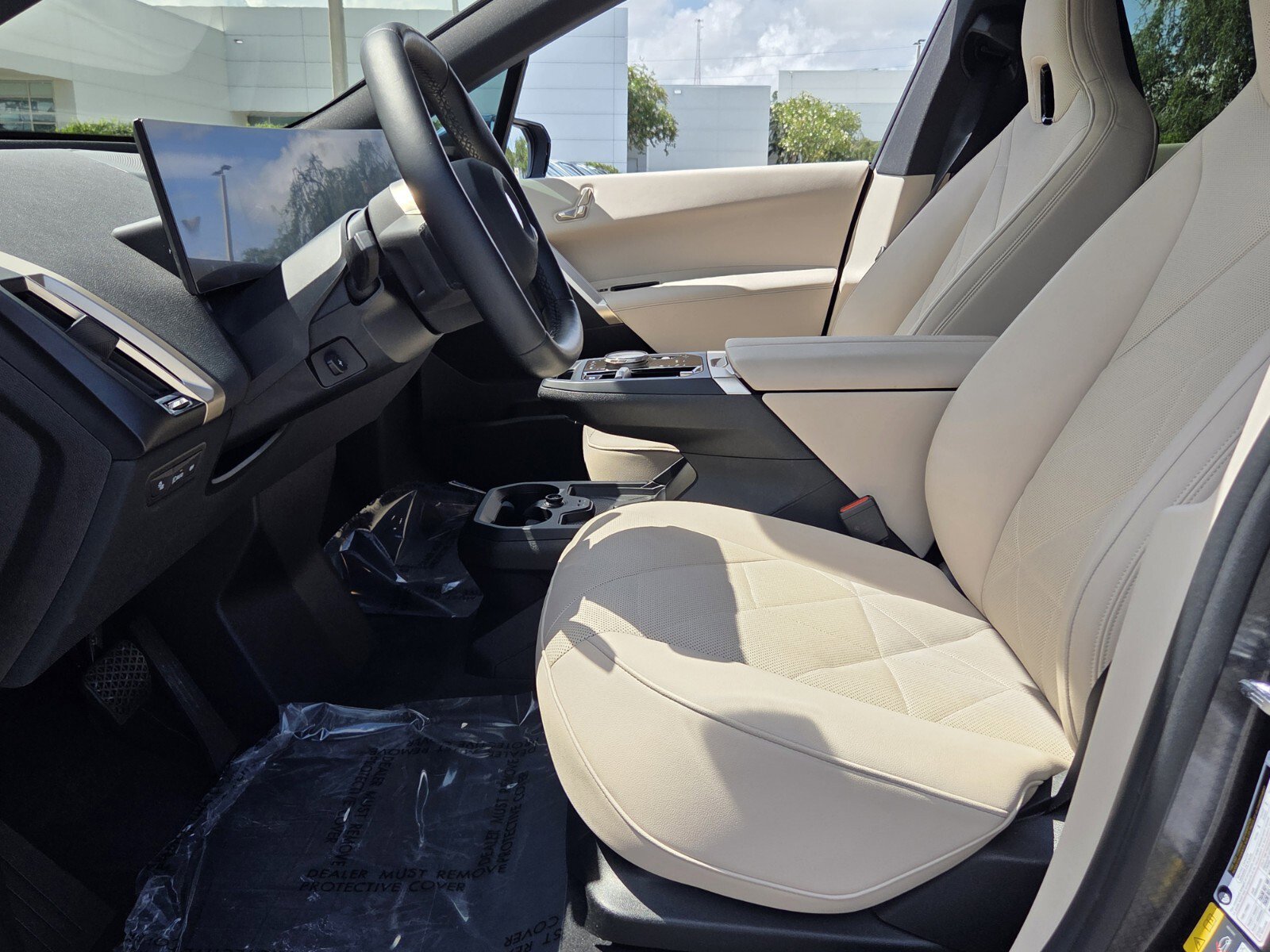 New 2026 BMW iX xDrive45 w/ Climate Comfort Package AWD/4WD image 10