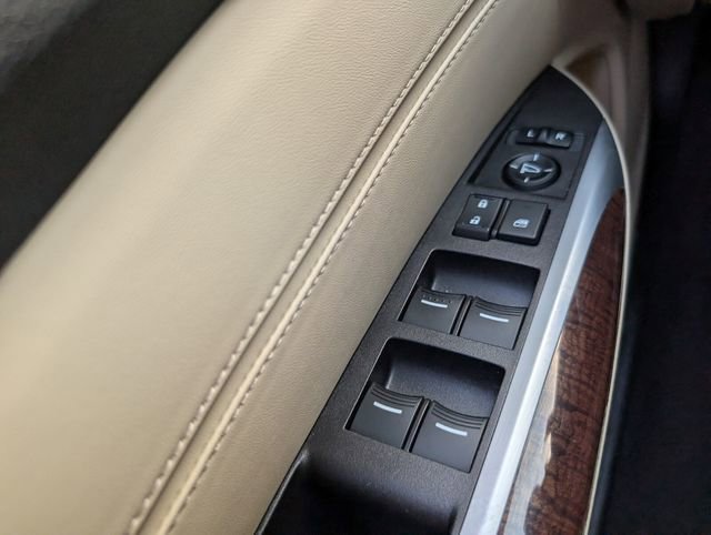 Used 2020 Acura TLX image 38