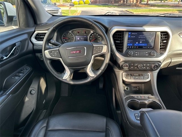 Used 2023 GMC Acadia SLT image 10