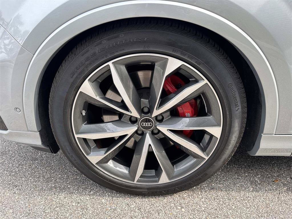 Used 2024 Audi SQ7 Premium Plus w/ S Sport Package image 10