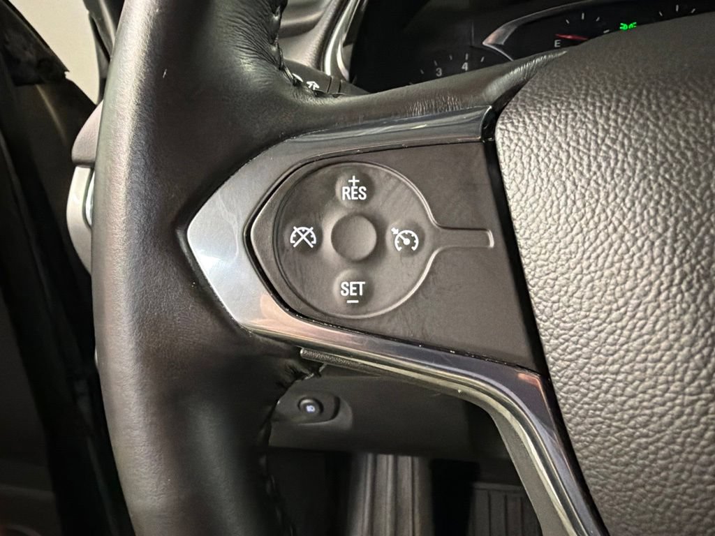 Used 2018 Chevrolet Traverse LT FWD image 19