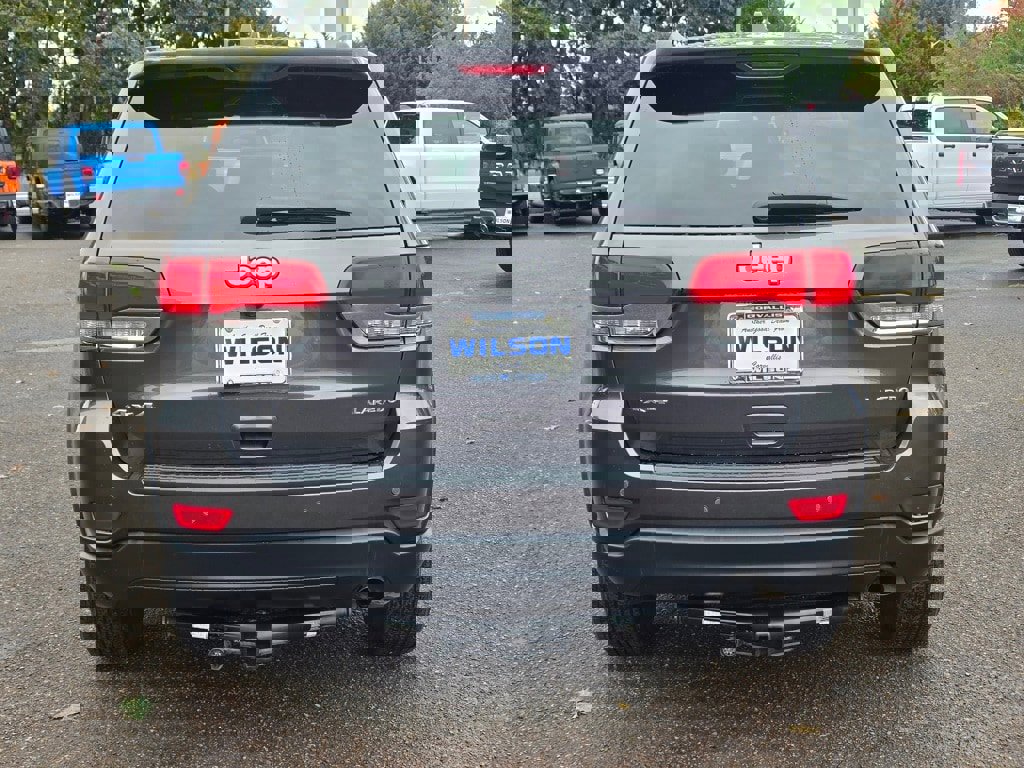 Used 2017 Jeep Grand Cherokee Laredo w/ Quick Order Package 23E image 4