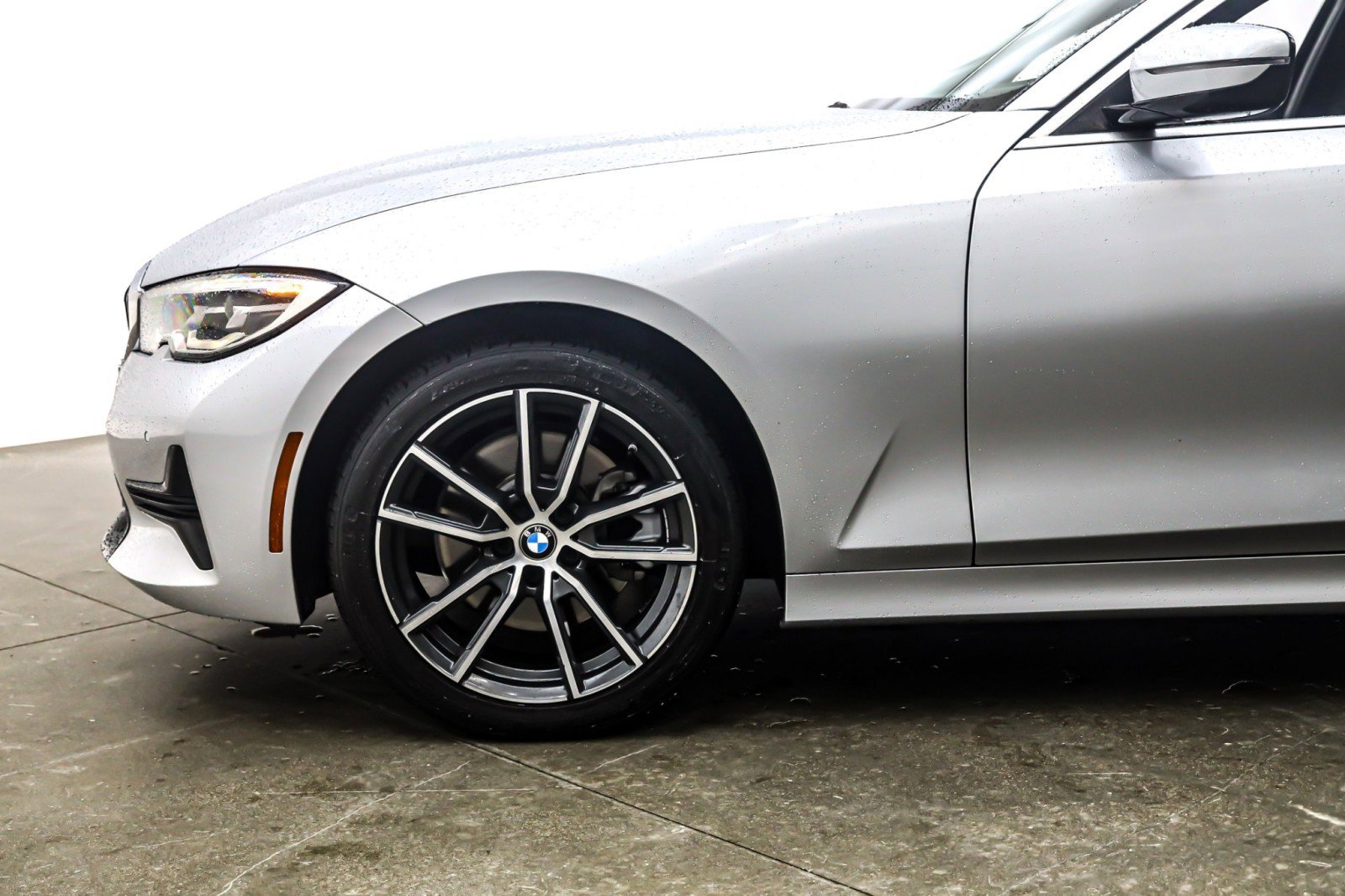 Used 2019 BMW 330i Sedan w/ Convenience Package image 9