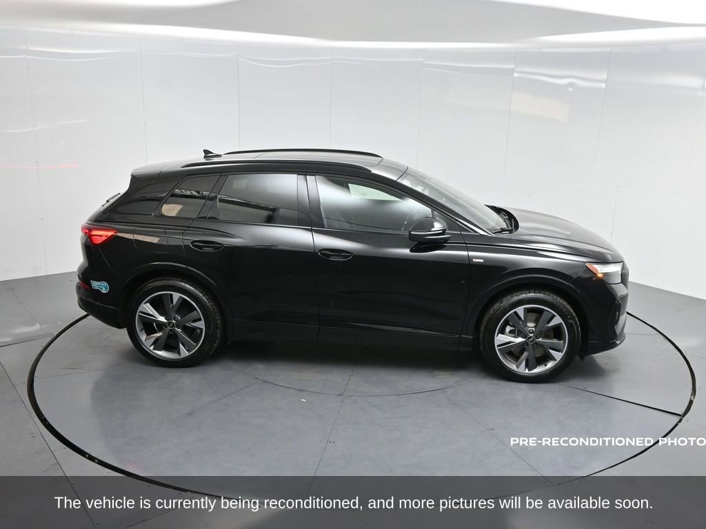 Used 2024 Audi Q4 e-tron Premium Plus w/ Premium Plus image 59