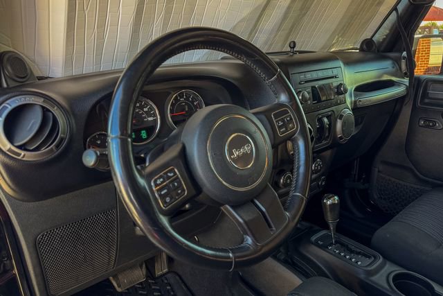 Used 2011 Jeep Wrangler Unlimited Sport image 31