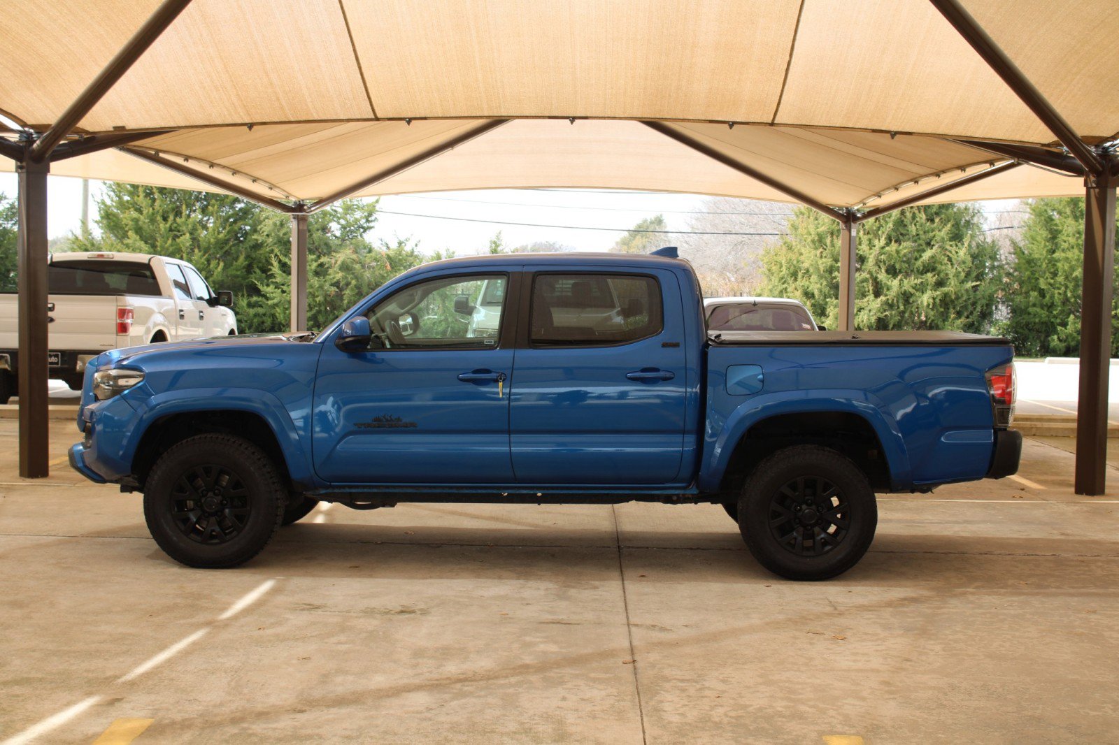 Used 2016 Toyota Tacoma SR5 image 6