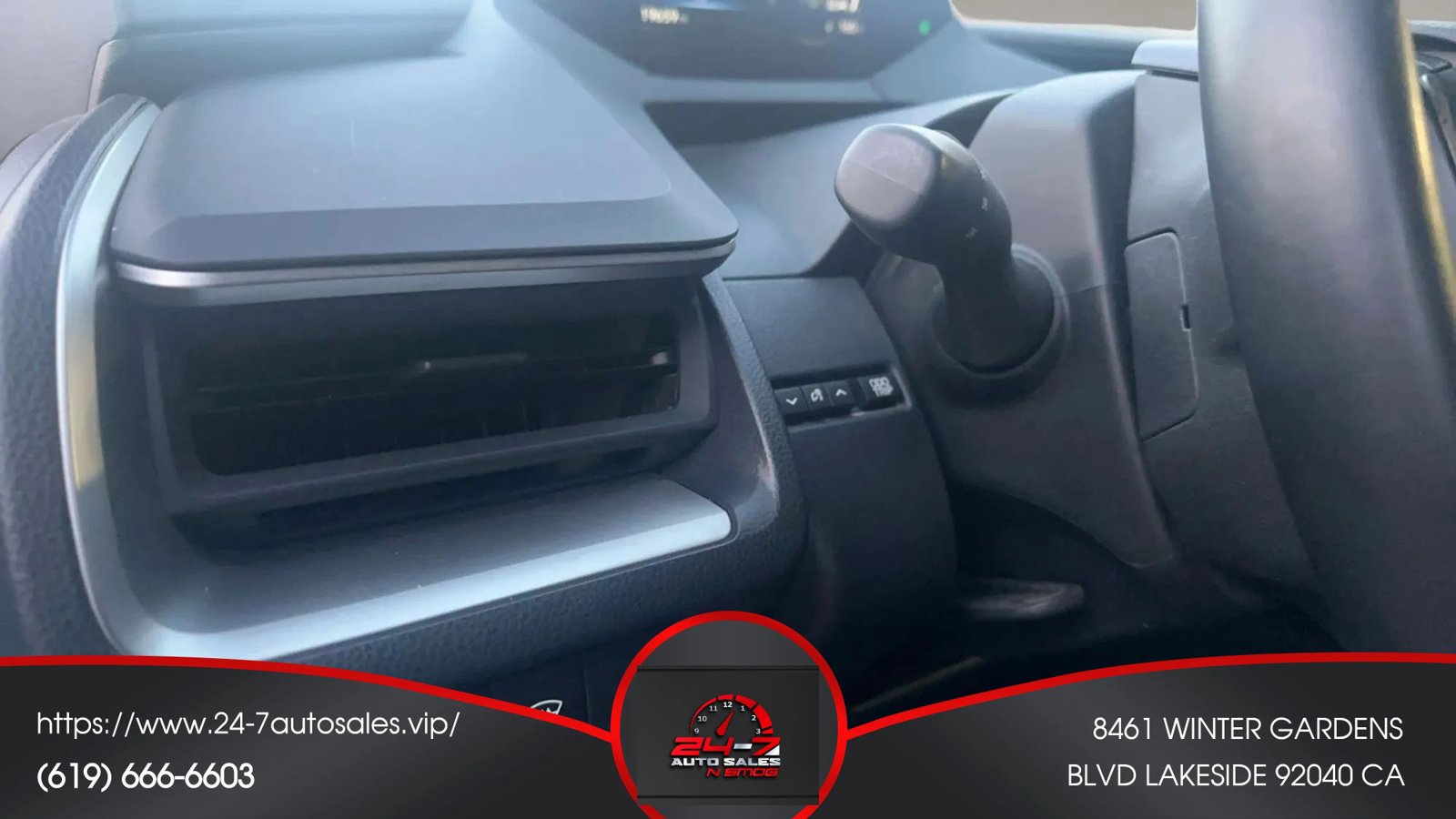 Used 2023 Toyota Prius LE FWD image 20