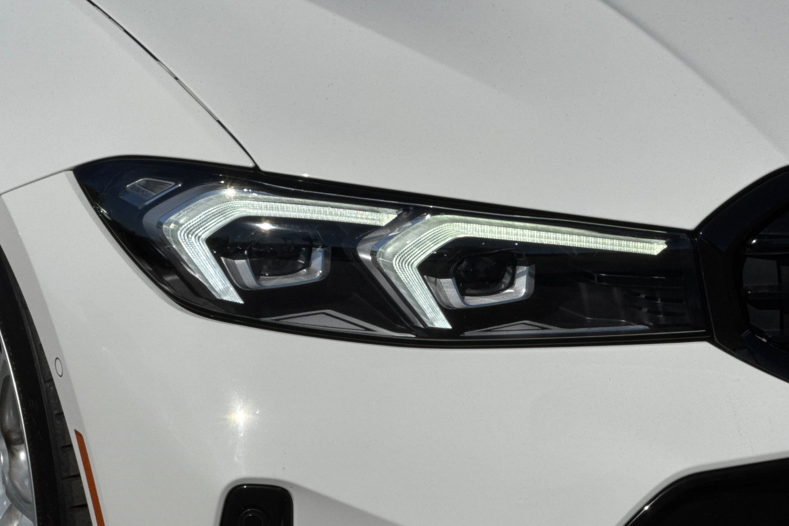 Used 2023 BMW M340i w/ Premium Package RWD image 12