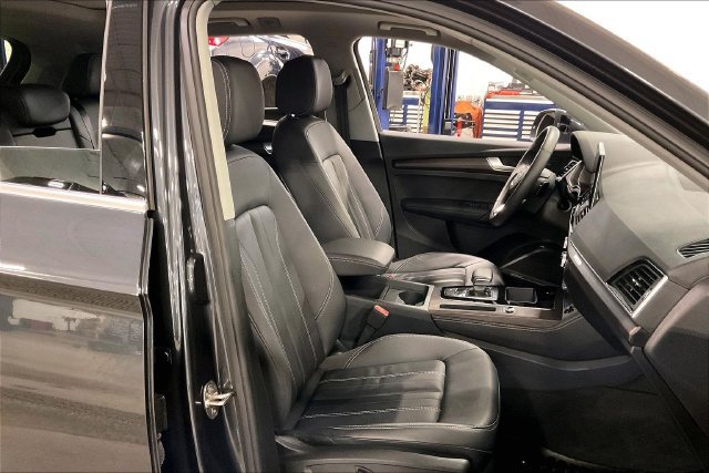 Certified 2024 Audi Q5 2.0T Premium Plus AWD/4WD image 7