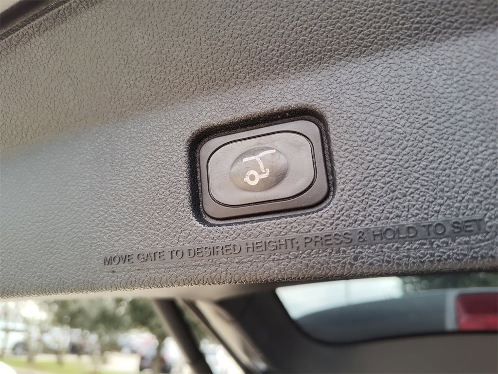 Used 2018 Ford Explorer Sport w/ Equipment Group 401A image 11